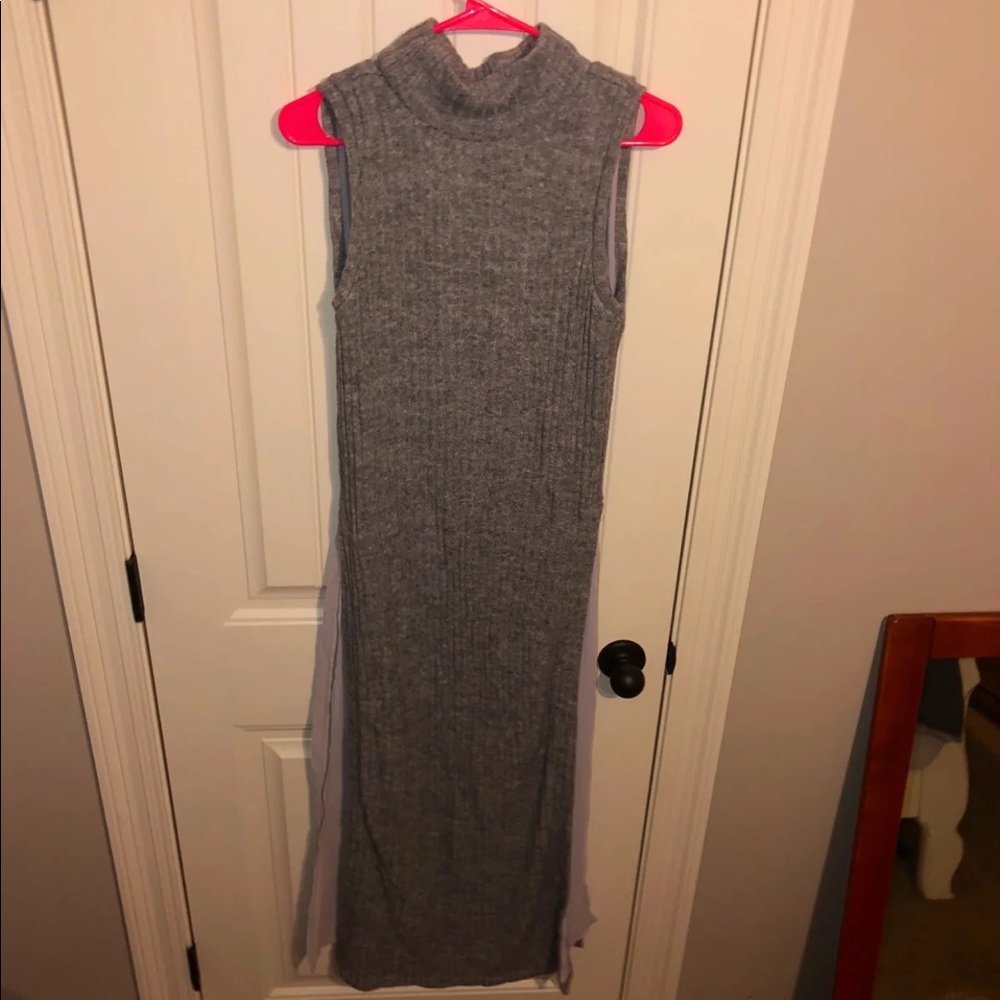Mock Neck Sleeveless Maxi Sweater Top
